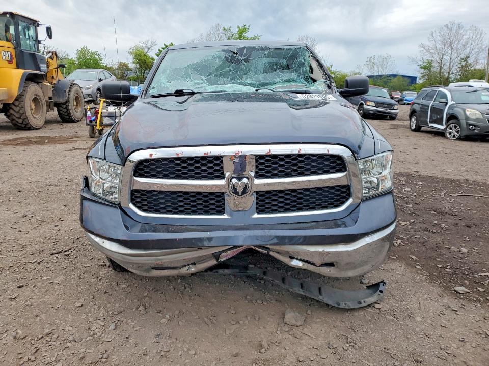 52823096 :رقم المزاد ، 1C6RR7FG3KS640261 vin ، 2019 Ram 1500 Classic مزاد بيع