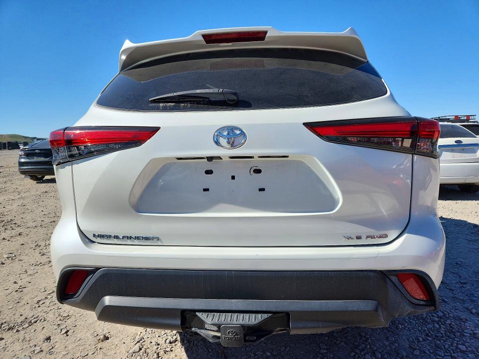 52040256 :رقم المزاد ، 5TDHZRBH5MS551589 vin ، 2021 Toyota Highlander مزاد بيع
