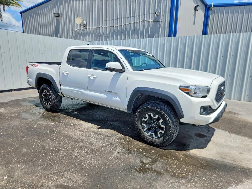 Продаж на аукціоні авто 2018 Toyota Tacoma, vin: 3TMCZ5AN5JM142272, номер лоту: 53662896