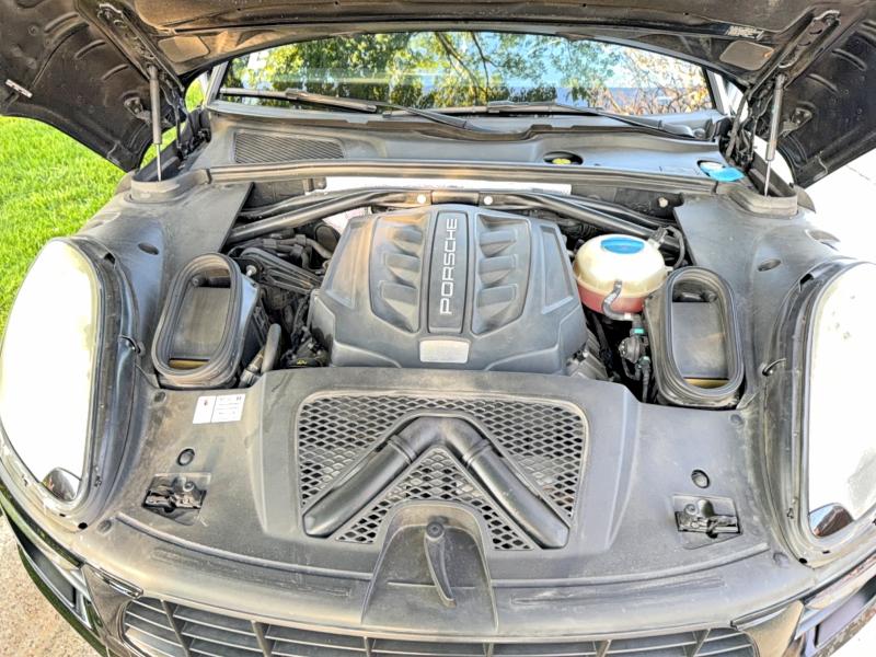 55640856 :رقم المزاد ، WP1AB2A50GLB55921 vin ، 2016 Porsche Macan مزاد بيع