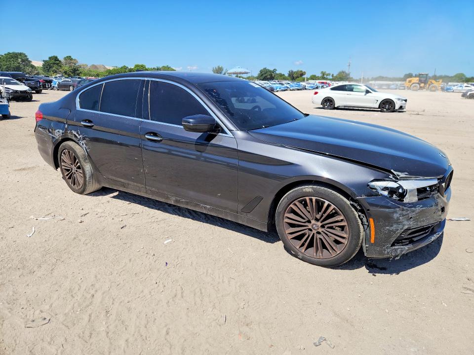 52824316 :رقم المزاد ، WBAJA5C38HG897279 vin ، 2017 Bmw 530 مزاد بيع