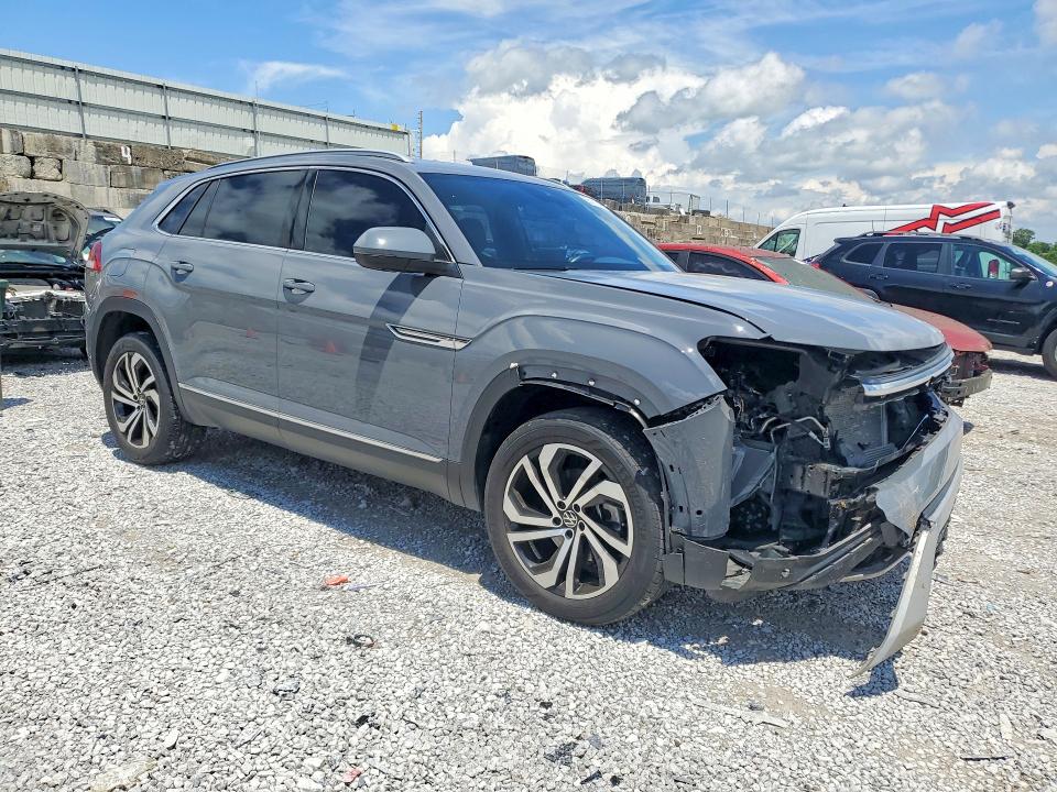 2020 Volkswagen Atlas Cross Sport მანქანა იყიდება აუქციონზე, vin: 1V2NE2CA7LC217408, აუქციონის ნომერი: 55101426