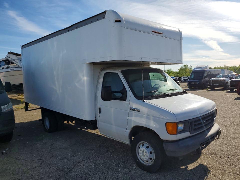 54492186 :رقم المزاد ، 1FDXE45P27DA56002 vin ، 2007 Ford Econoline مزاد بيع