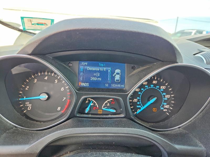 2015 Ford Escape მანქანა იყიდება აუქციონზე, vin: 1FMCU0GX4FUC31579, აუქციონის ნომერი: 54862216
