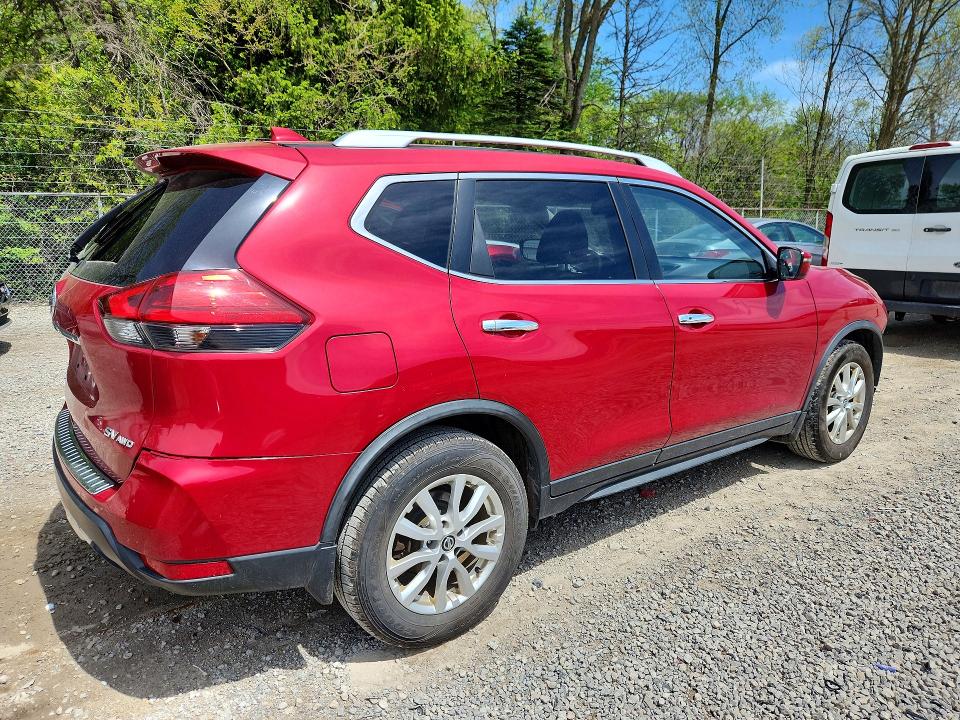 2017 Nissan Rogue მანქანა იყიდება აუქციონზე, vin: JN8AT2MV1HW265956, აუქციონის ნომერი: 52140906