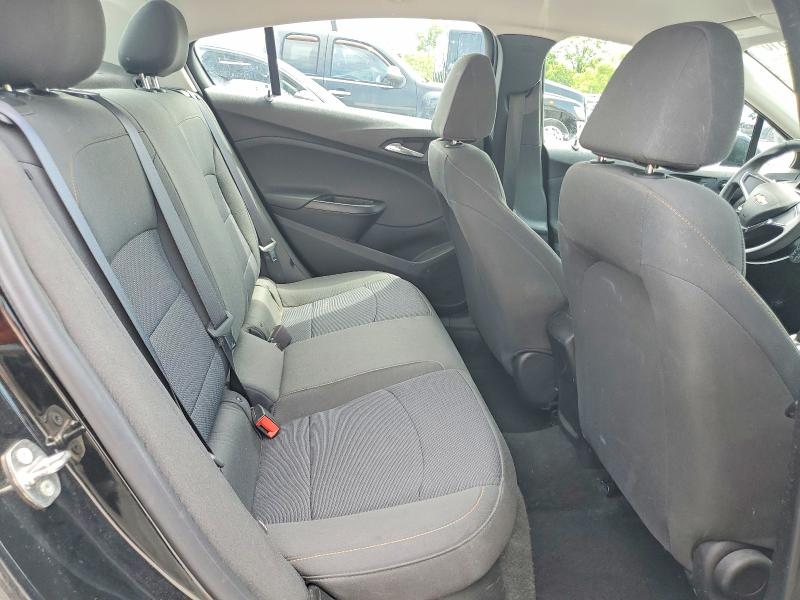 53978816 :رقم المزاد ، 1G1BC5SM6J7102823 vin ، 2018 Chevrolet Cruze مزاد بيع