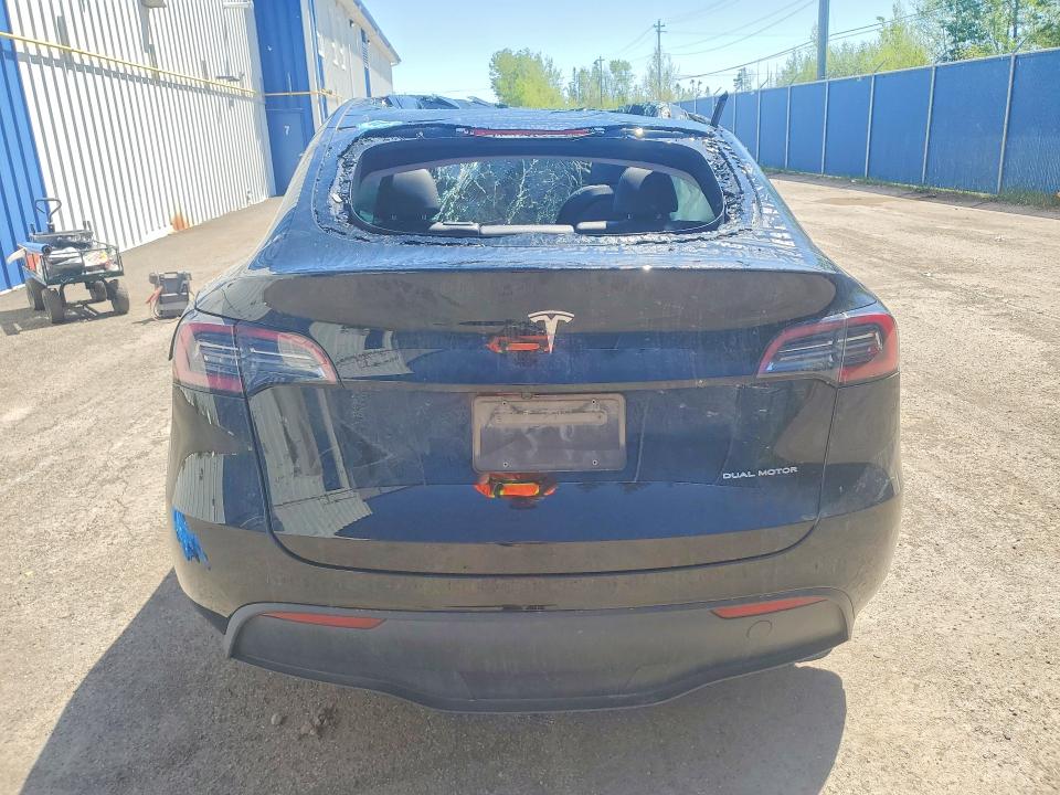 Продажа на аукционе авто 2024 Tesla Model Y, vin: LRWYGDEE8RC670723, номер лота: 54849586
