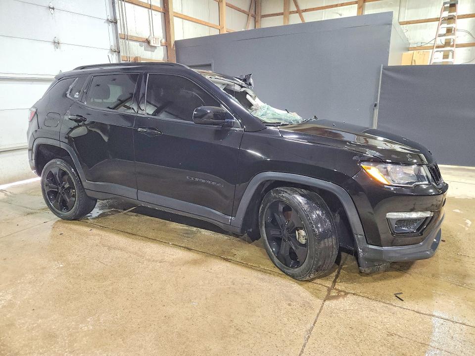 53299556 :رقم المزاد ، 3C4NJDBB1MT509452 vin ، 2021 Jeep Compass مزاد بيع