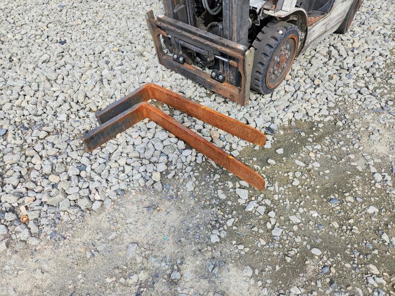 2016 Unicariers Forklift მანქანა იყიდება აუქციონზე, vin: CP1F29W31041, აუქციონის ნომერი: 52481266