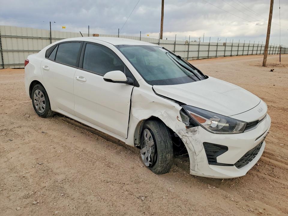 2022 Kia Rio მანქანა იყიდება აუქციონზე, vin: 3KPA24AD4NE480226, აუქციონის ნომერი: 53757636