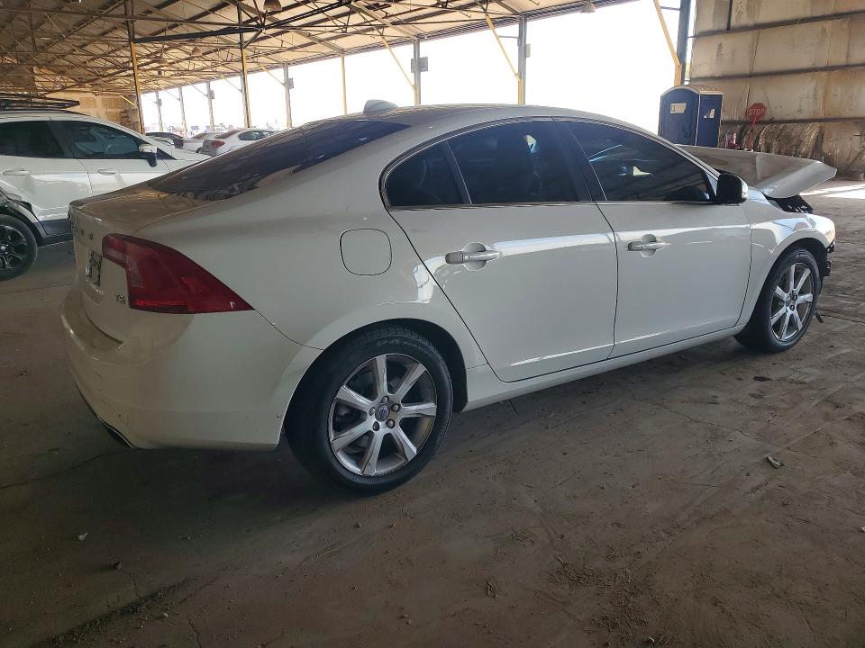 54494116 :رقم المزاد ، YV126MFK2G2401467 vin ، 2016 Volvo S60 مزاد بيع