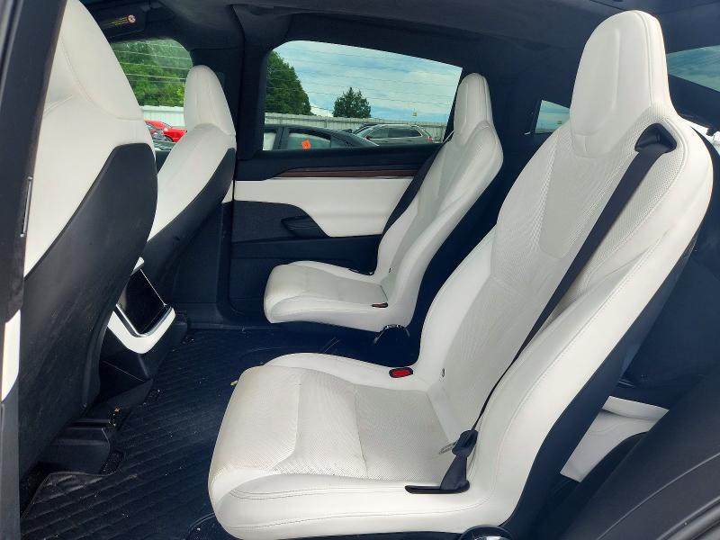 Продажа на аукционе авто 2022 Tesla Model X, vin: 7SAXCBE51NF334944, номер лота: 55048236