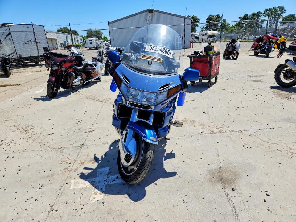 Продажа на аукционе авто 1992 Honda Gl1500, vin: 1HFSC2217NA400095, номер лота: 53254806