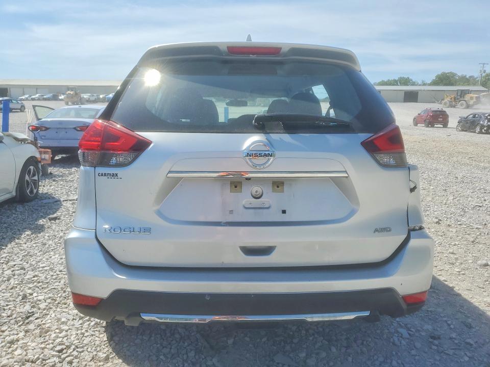Продаж на аукціоні авто 2017 Nissan Rogue, vin: KNMAT2MV6HP604748, номер лоту: 53709736