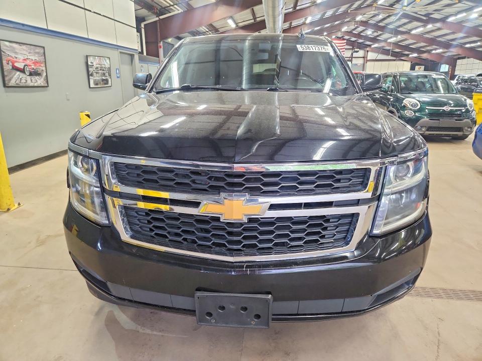 53817376 :رقم المزاد ، 1GNSKGKC7KR312602 vin ، 2019 Chevrolet Suburban مزاد بيع