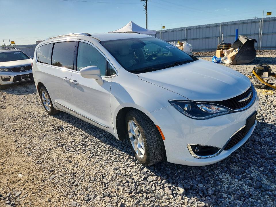 Продаж на аукціоні авто 2018 Chrysler Pacifica, vin: 2C4RC1BG8JR122854, номер лоту: 53365456