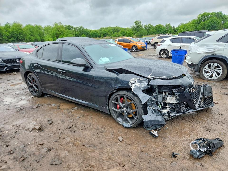 54620766 :رقم المزاد ، ZARFANAN1L7635163 vin ، 2020 Alfa Romeo Giulia مزاد بيع
