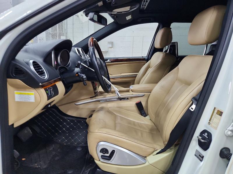 Продажа на аукционе авто 2010 Mercedes-benz Gl, vin: 4JGBF8GE5AA588587, номер лота: 52852656