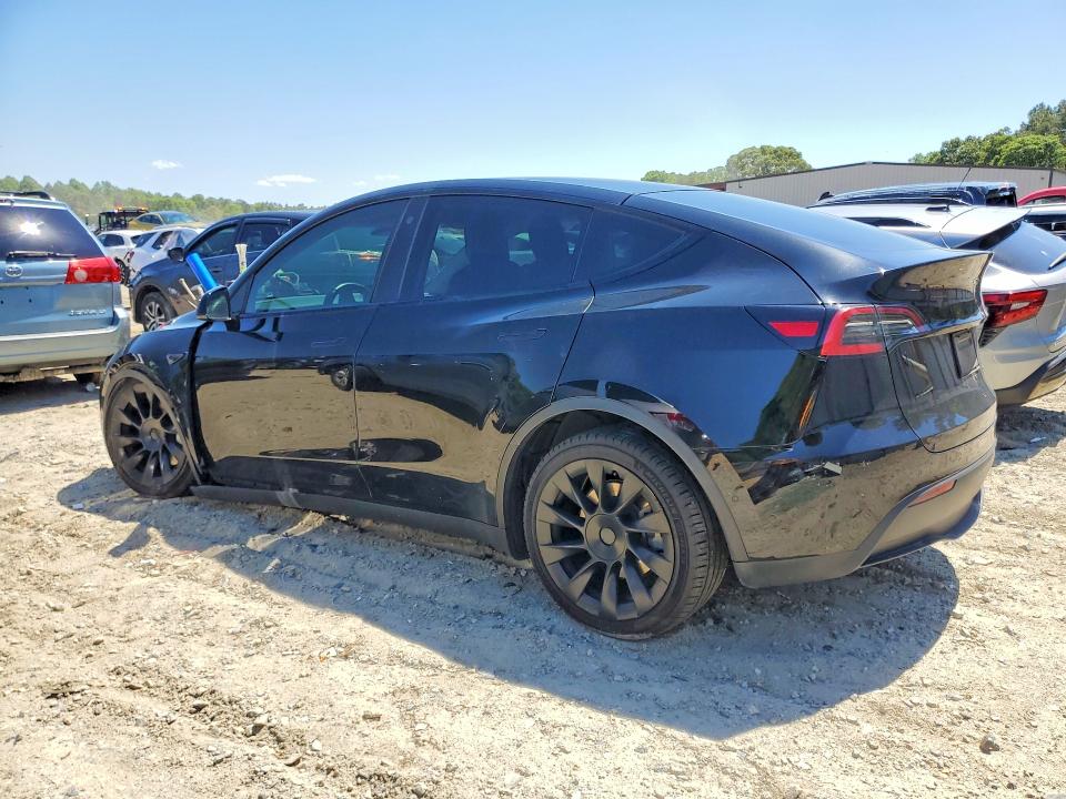 52266076 :رقم المزاد ، 5YJYGDEE6MF084293 vin ، 2021 Tesla Model Y مزاد بيع