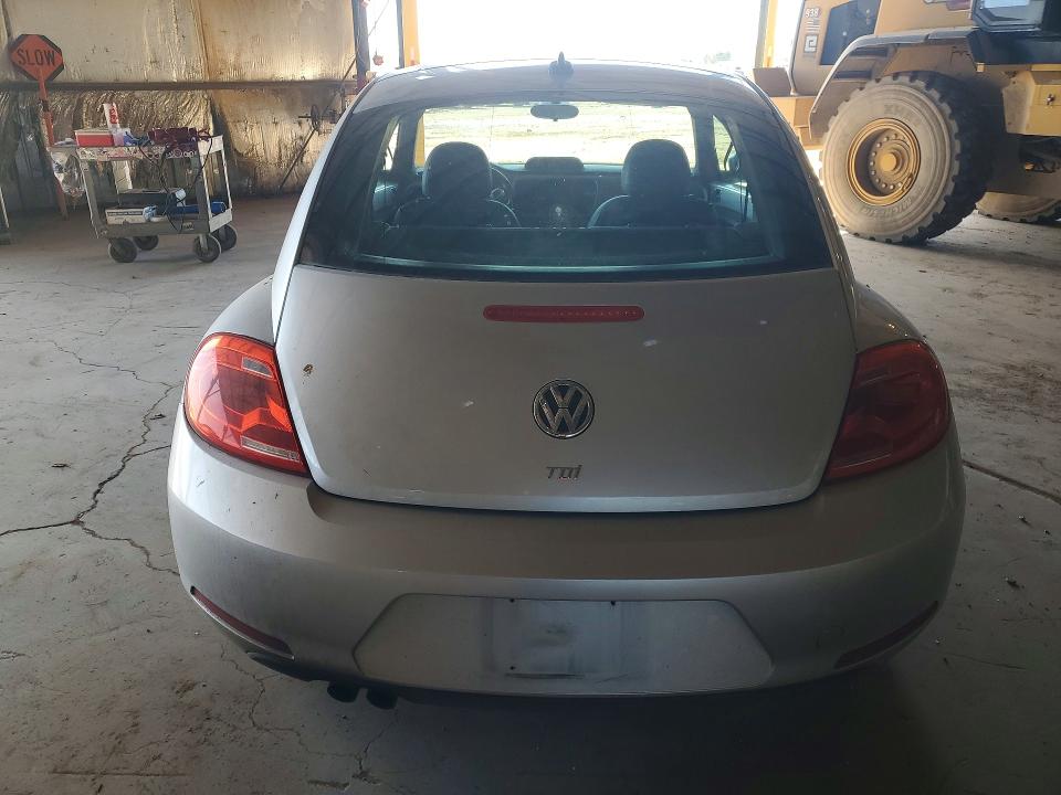 Продажа на аукционе авто 2013 Volkswagen Beetle, vin: 3VWRL7AT1DM621389, номер лота: 54923966