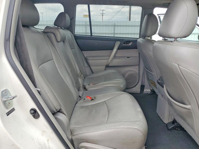 2011 Toyota Highlander მანქანა იყიდება აუქციონზე, vin: 5TDZK3EH8BS025780, აუქციონის ნომერი: 54890746