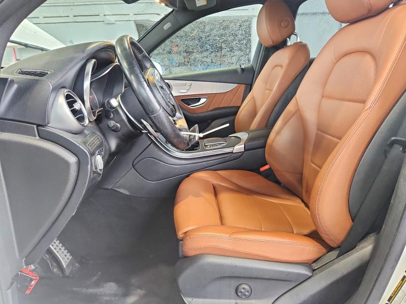 55320096 :رقم المزاد ، W1N0G8DB5NG029121 vin ، 2022 Mercedes-benz Glc مزاد بيع