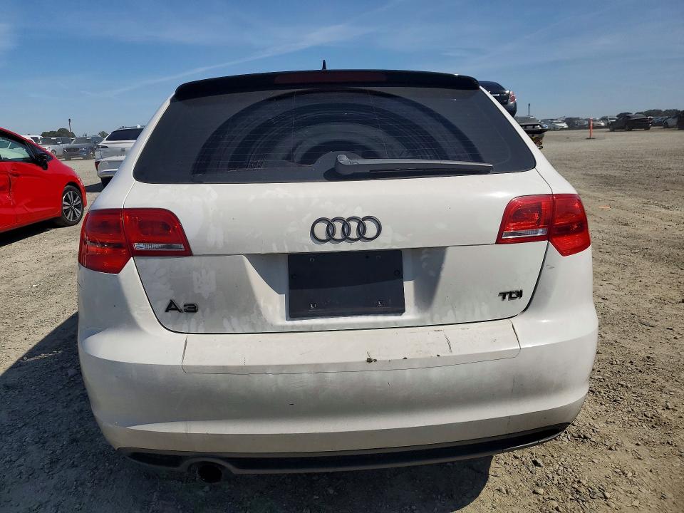 53293416 :رقم المزاد ، WAUBJAFM5CA096418 vin ، 2012 Audi A3 مزاد بيع