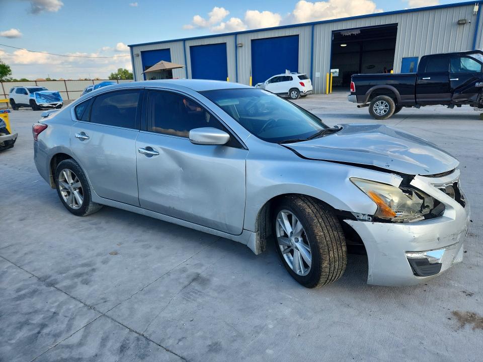 2013 Nissan Altima მანქანა იყიდება აუქციონზე, vin: 1N4AL3APXDC260330, აუქციონის ნომერი: 53200696