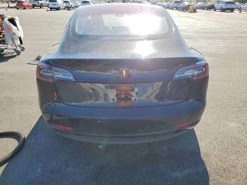 Продажа на аукционе авто 2018 Tesla Model 3, vin: 5YJ3E1EA9JF009305, номер лота: 53928966