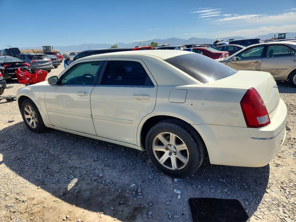 2006 Chrysler 300 მანქანა იყიდება აუქციონზე, vin: 2C3KA53G96H216577, აუქციონის ნომერი: 55374556