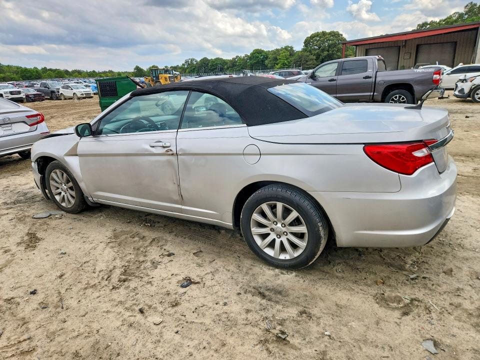 53359106 :رقم المزاد ، 1C3BCBEBXCN121975 vin ، 2012 Chrysler 200 مزاد بيع