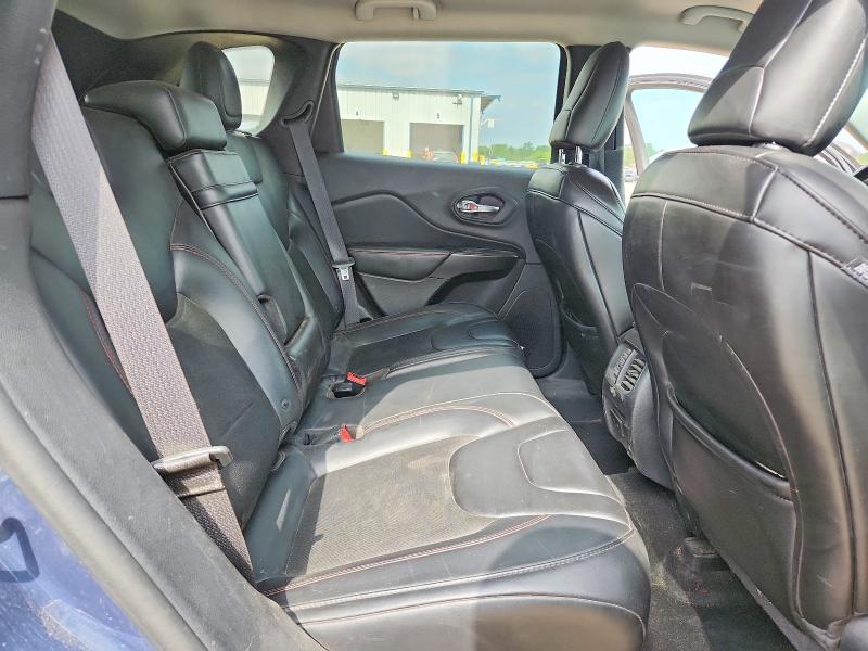 54287146 :رقم المزاد ، 1C4PJMBX4KD390660 vin ، 2019 Jeep Cherokee مزاد بيع