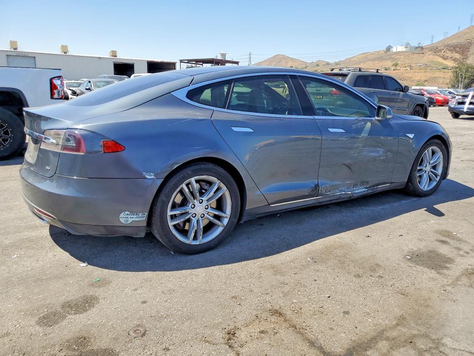 54330856 :رقم المزاد ، 5YJSA1DNXCFP02608 vin ، 2012 Tesla Model S مزاد بيع