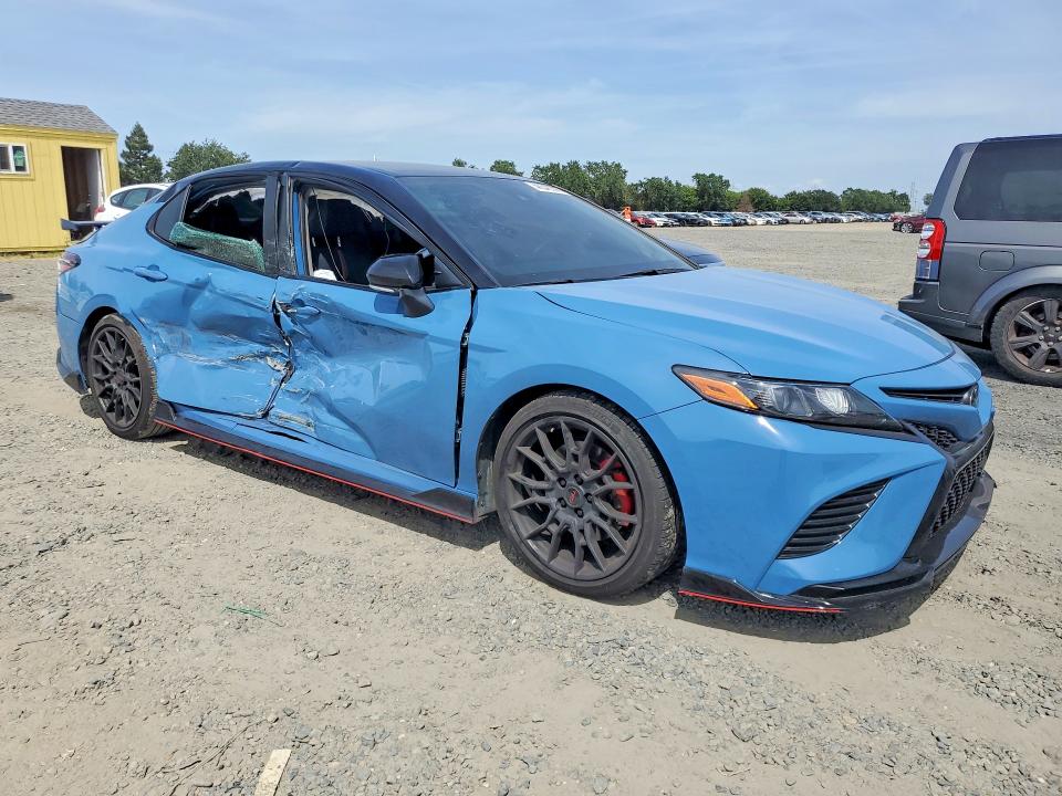 48546396 :رقم المزاد ، 4T1KZ1AK1NU068078 vin ، 2022 Toyota Camry مزاد بيع