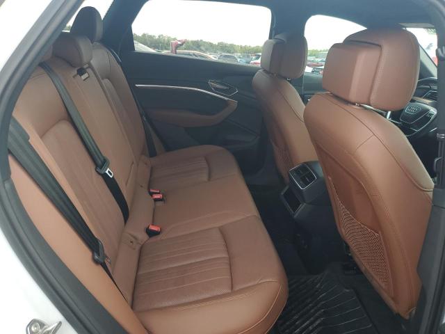 2024 Audi Q8 E-tron მანქანა იყიდება აუქციონზე, vin: WA15AAGE5RB032111, აუქციონის ნომერი: 53883006