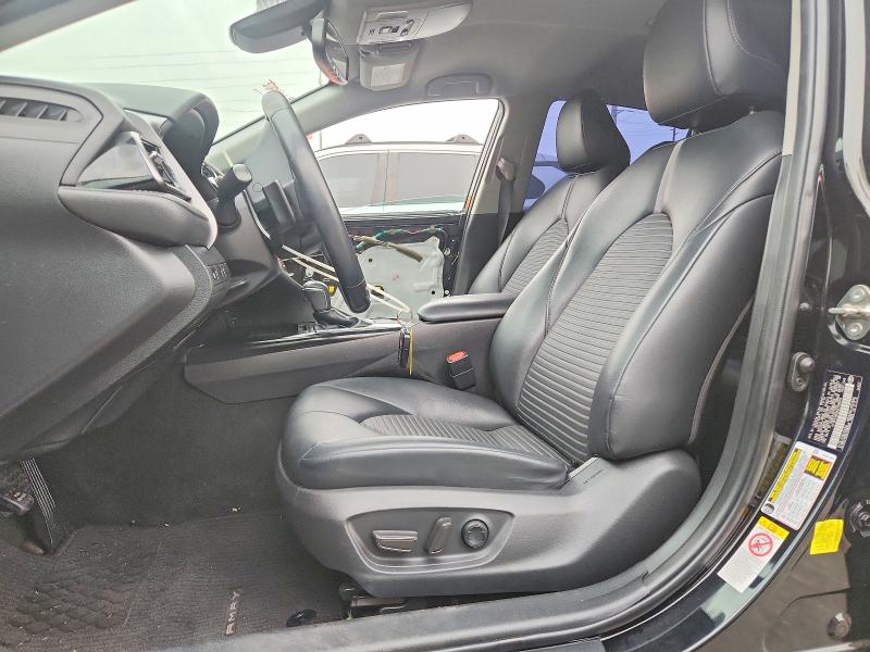 50670966 :رقم المزاد ، 4T1B11HK3KU188876 vin ، 2019 Toyota Camry مزاد بيع