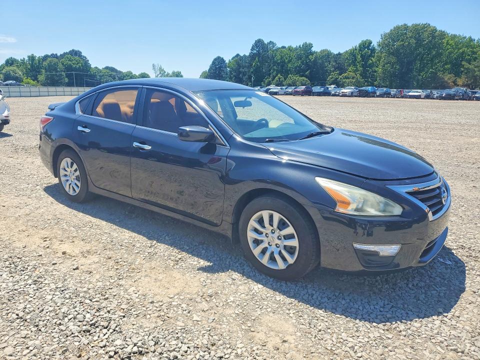 2015 Nissan Altima მანქანა იყიდება აუქციონზე, vin: 1N4AL3AP7FN870192, აუქციონის ნომერი: 52893256
