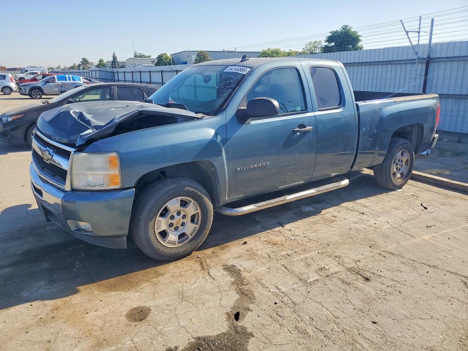 2010 Chevrolet Silverado მანქანა იყიდება აუქციონზე, vin: 1GCSCSE01AZ212052, აუქციონის ნომერი: 54144866