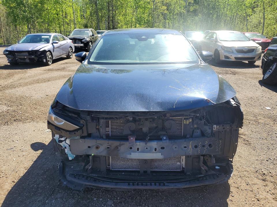 53267976 :رقم المزاد ، JM1BPALL5N1515447 vin ، 2022 Mazda 3 مزاد بيع