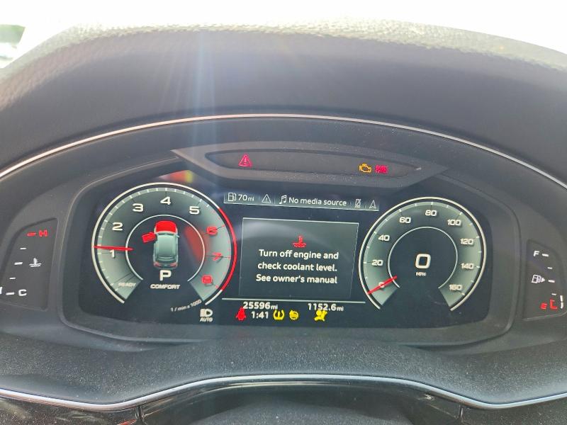 52945416 :رقم المزاد ، WA1AXBF73ND013044 vin ، 2022 Audi Q7 مزاد بيع