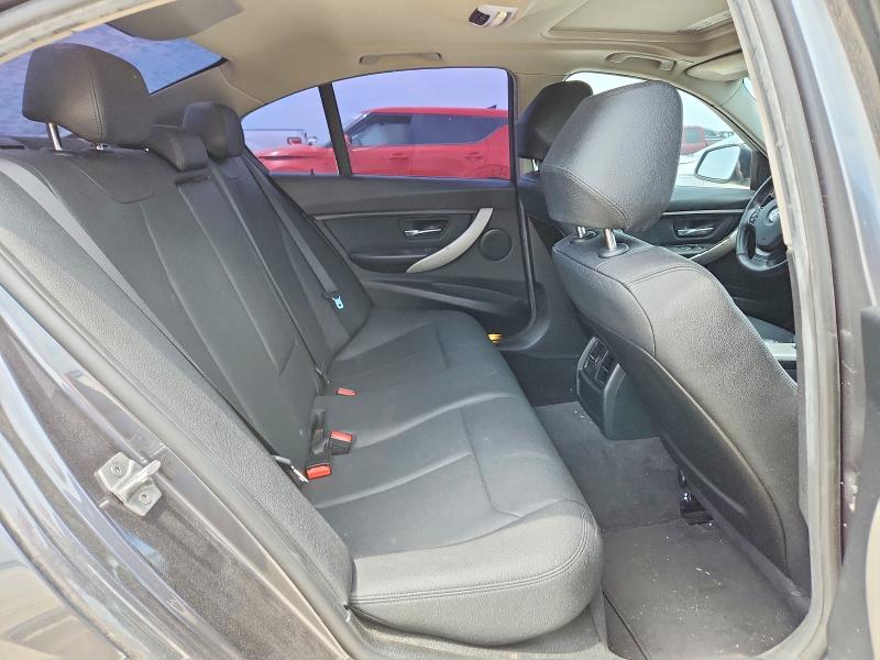 55158126 :رقم المزاد ، WBA8E1G55GNT38371 vin ، 2016 Bmw 320 مزاد بيع