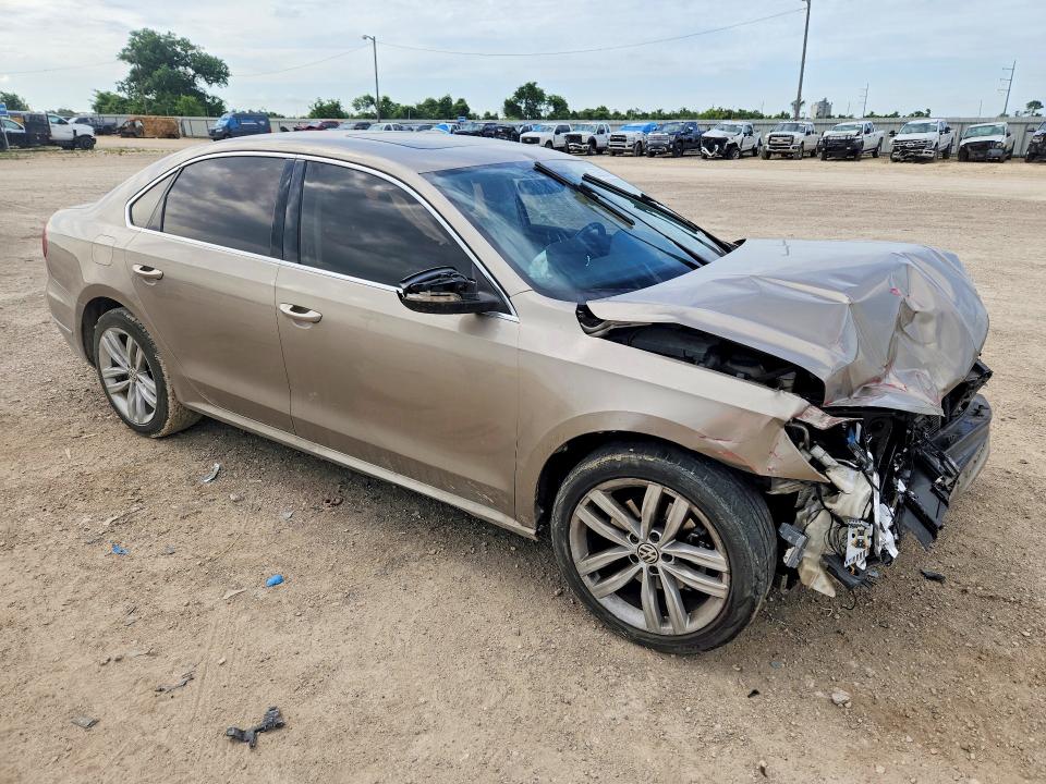 2018 Volkswagen Passat მანქანა იყიდება აუქციონზე, vin: 1VWBA7A35JC002136, აუქციონის ნომერი: 53922836