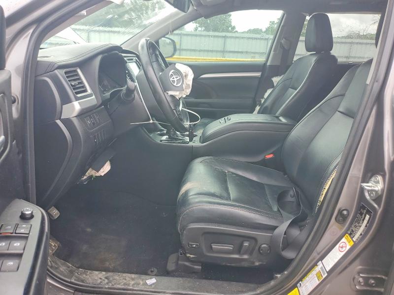 54434836 :رقم المزاد ، 5TDKZRFH0JS532752 vin ، 2018 Toyota Highlander مزاد بيع