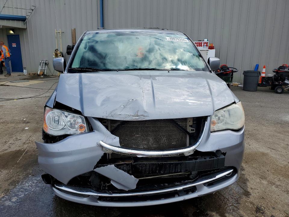 49976206 :رقم المزاد ، 2C4RC1BG5DR689964 vin ، 2013 Chrysler Town & Country مزاد بيع