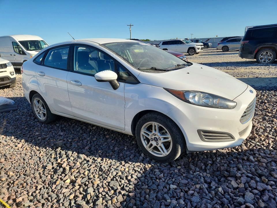 Продажа на аукционе авто 2017 Ford Fiesta, vin: 3FADP4BJ4HM170967, номер лота: 53404346