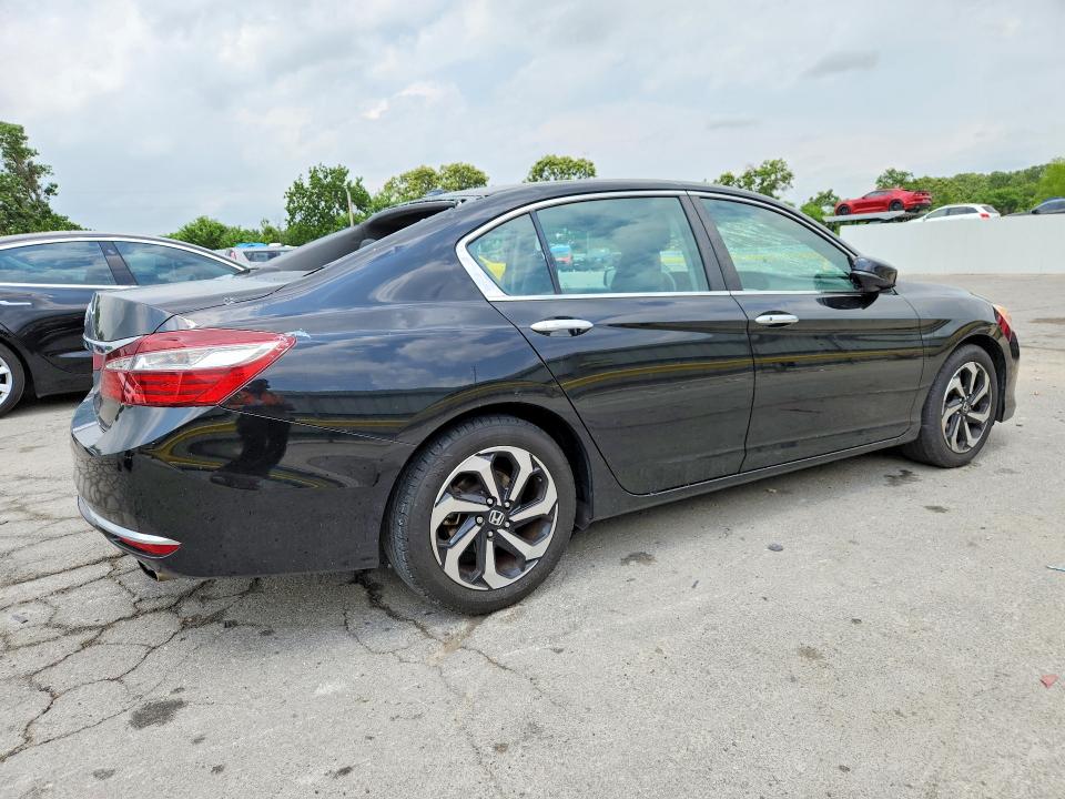 53933776 :رقم المزاد ، 1HGCR2F83HA101908 vin ، 2017 Honda Accord مزاد بيع