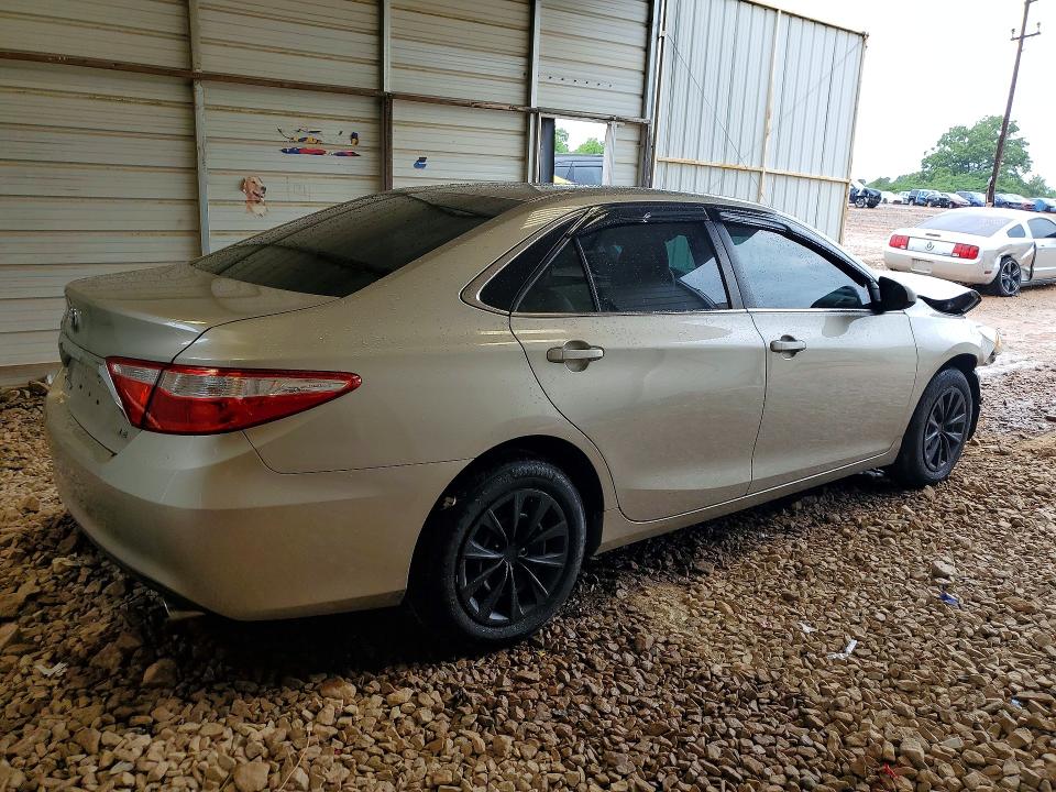 52603716 :رقم المزاد ، 4T1BF1FK6GU532356 vin ، 2016 Toyota Camry مزاد بيع