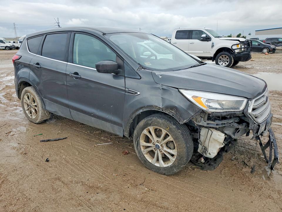 55091256 :رقم المزاد ، 1FMCU0GD8KUA50730 vin ، 2019 Ford Escape مزاد بيع