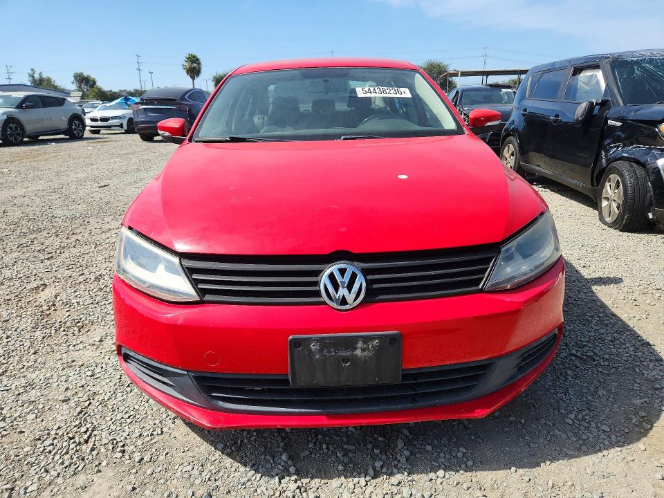 54438236 :رقم المزاد ، 3VWDP7AJ9CM450435 vin ، 2012 Volkswagen Jetta مزاد بيع