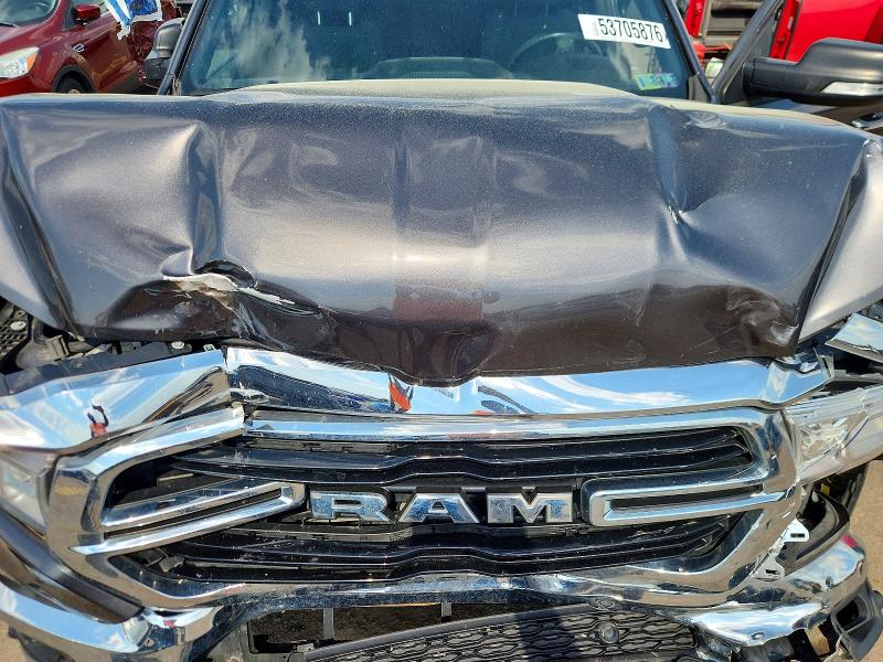 53705876 :رقم المزاد ، 1C6RRFFGXKN823598 vin ، 2019 Ram 1500 مزاد بيع
